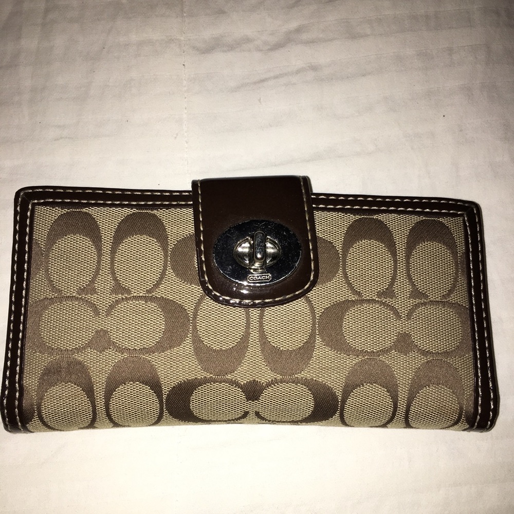 COACH Signature Jacquard Style Checkbook Wallet